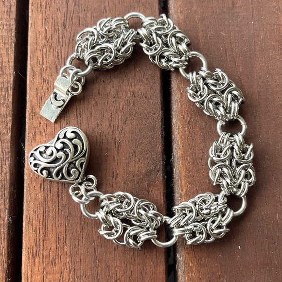 Maille stainless steel heart clasp bracelet . Handmade link chain - Picture 8 of 11